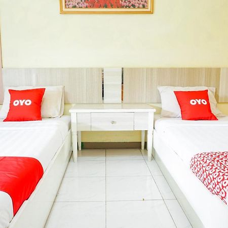 Oyo 2085 Chrysanta Hotel Bandung Exterior photo